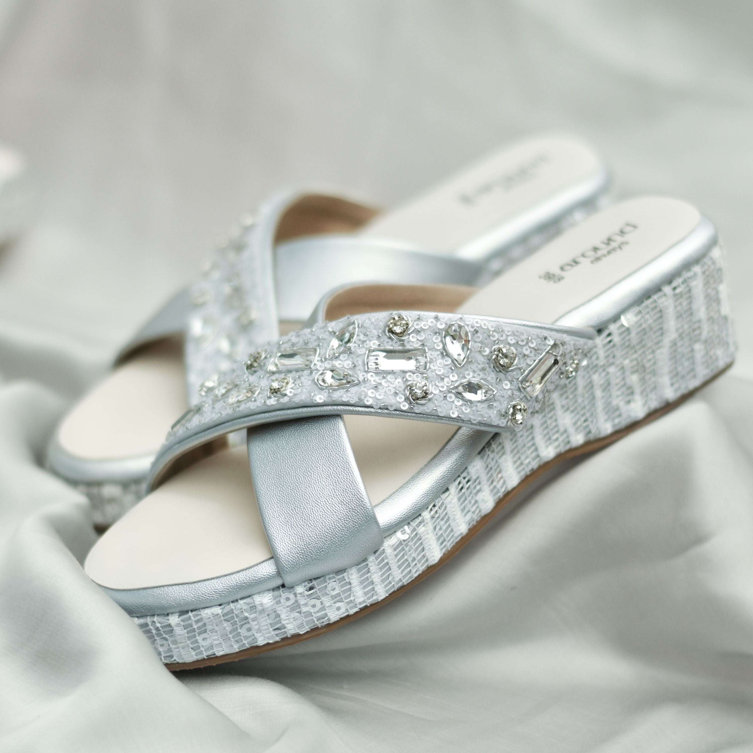 womens silver dress wedges Women's size 8.5, silver sparkly-metallic strappy platform wedges, only worn 1x