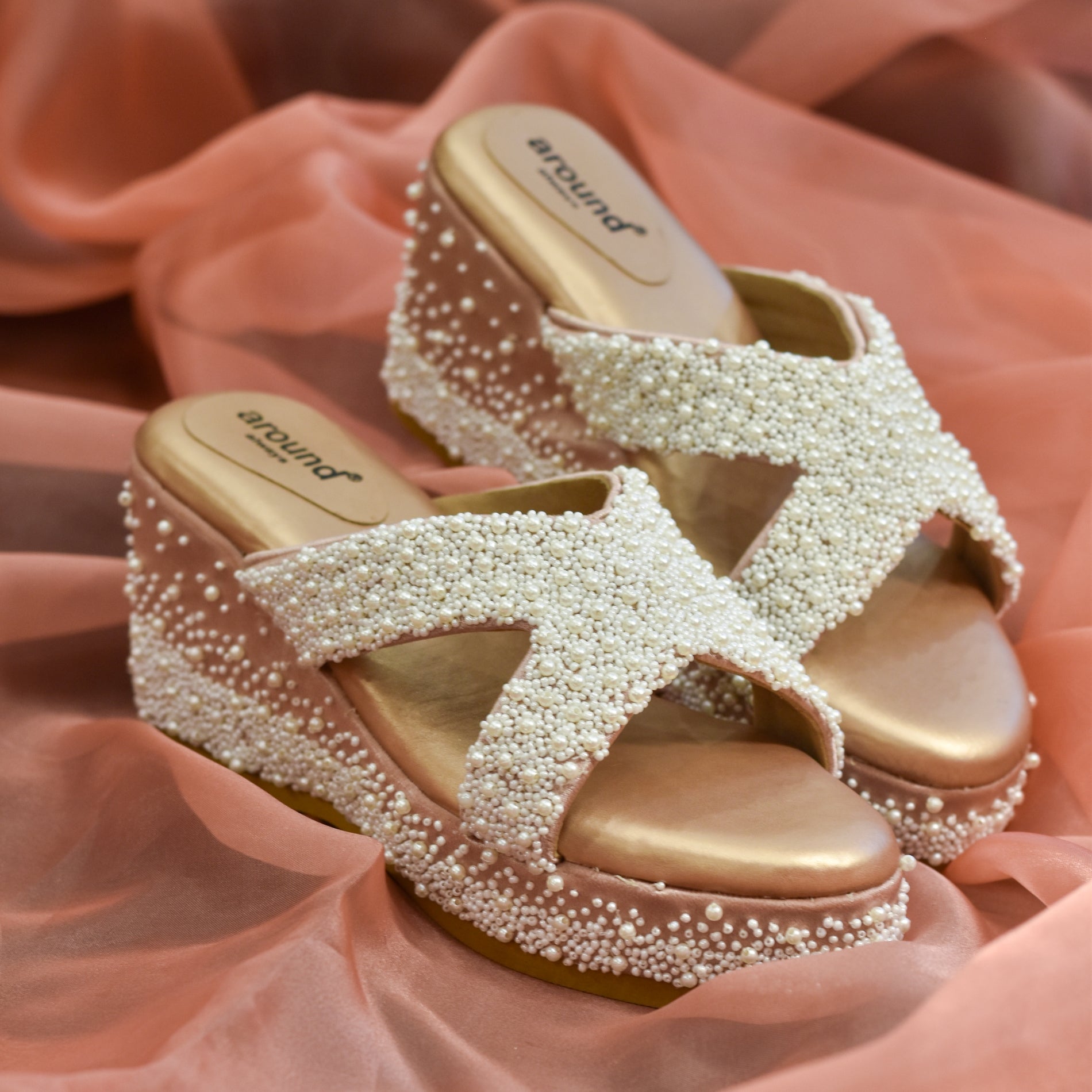 Oyster Wedges Versatile Pearl Embroidered Heels