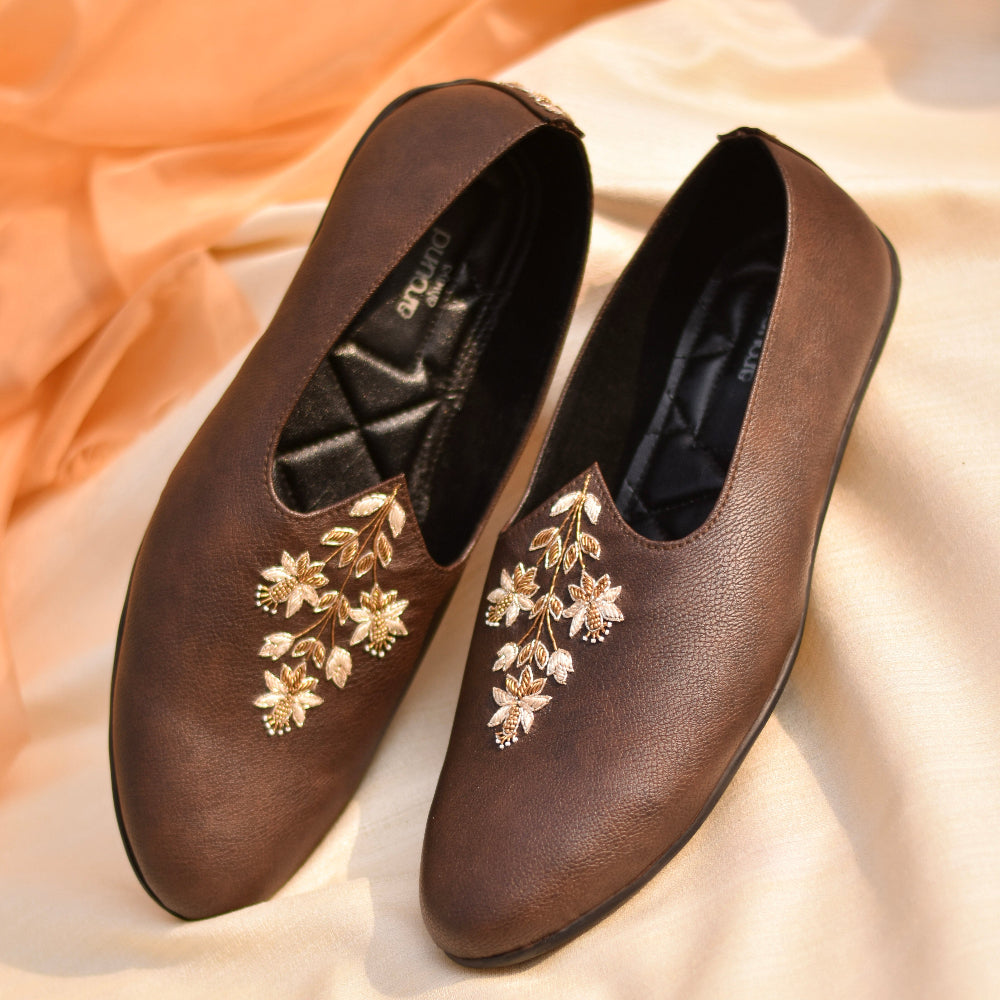 Brown festive mojri with detailed vine-inspired embroidery