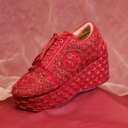 Comfortable Cocktail Shoes with Hand-embroidery