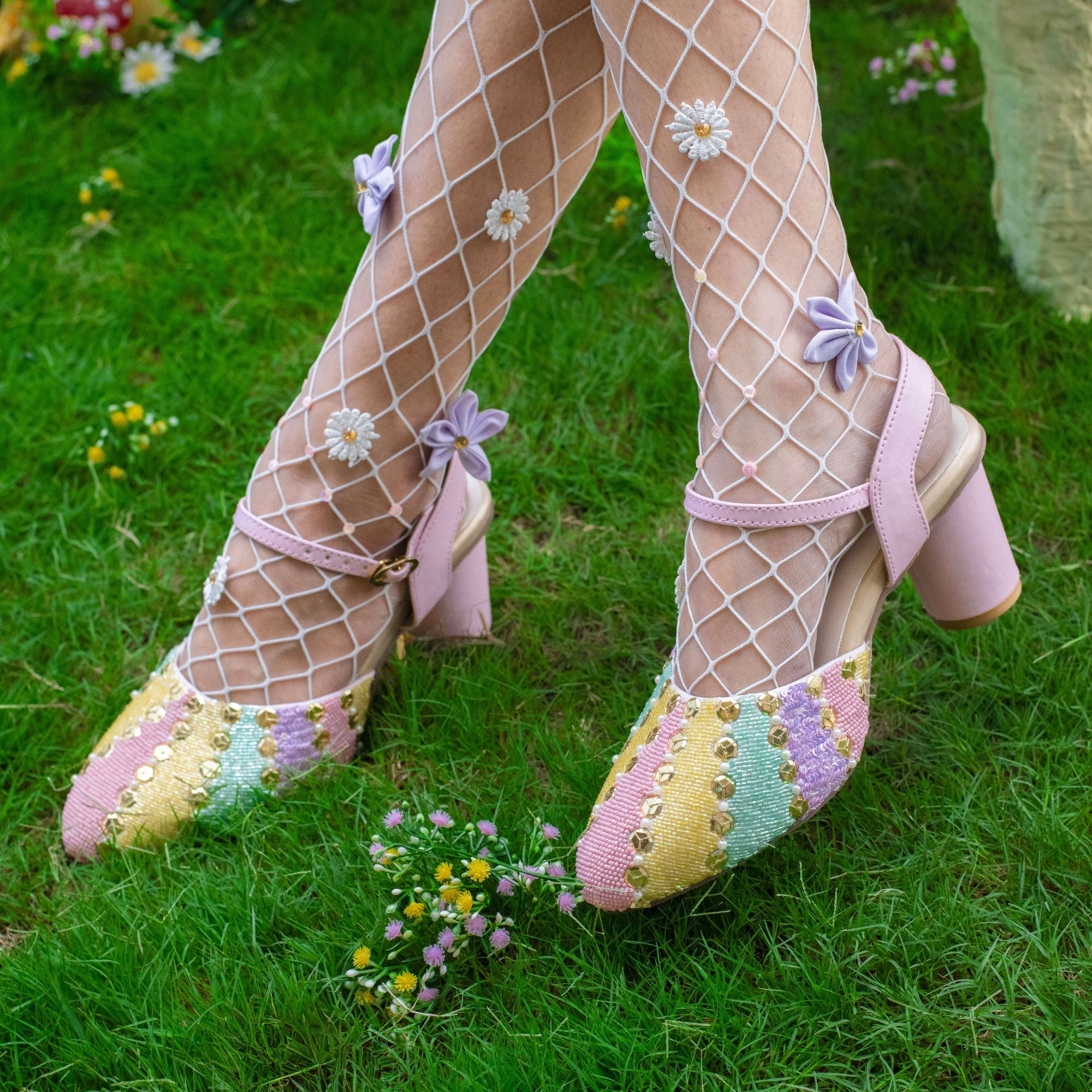 Multicolour closed-toe block heels with glass beads embellishments