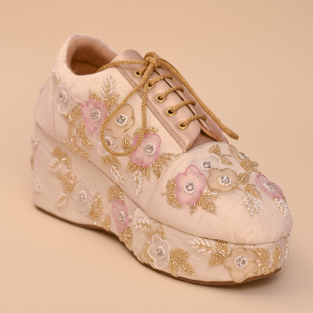 Subtle wedding shoes with heels