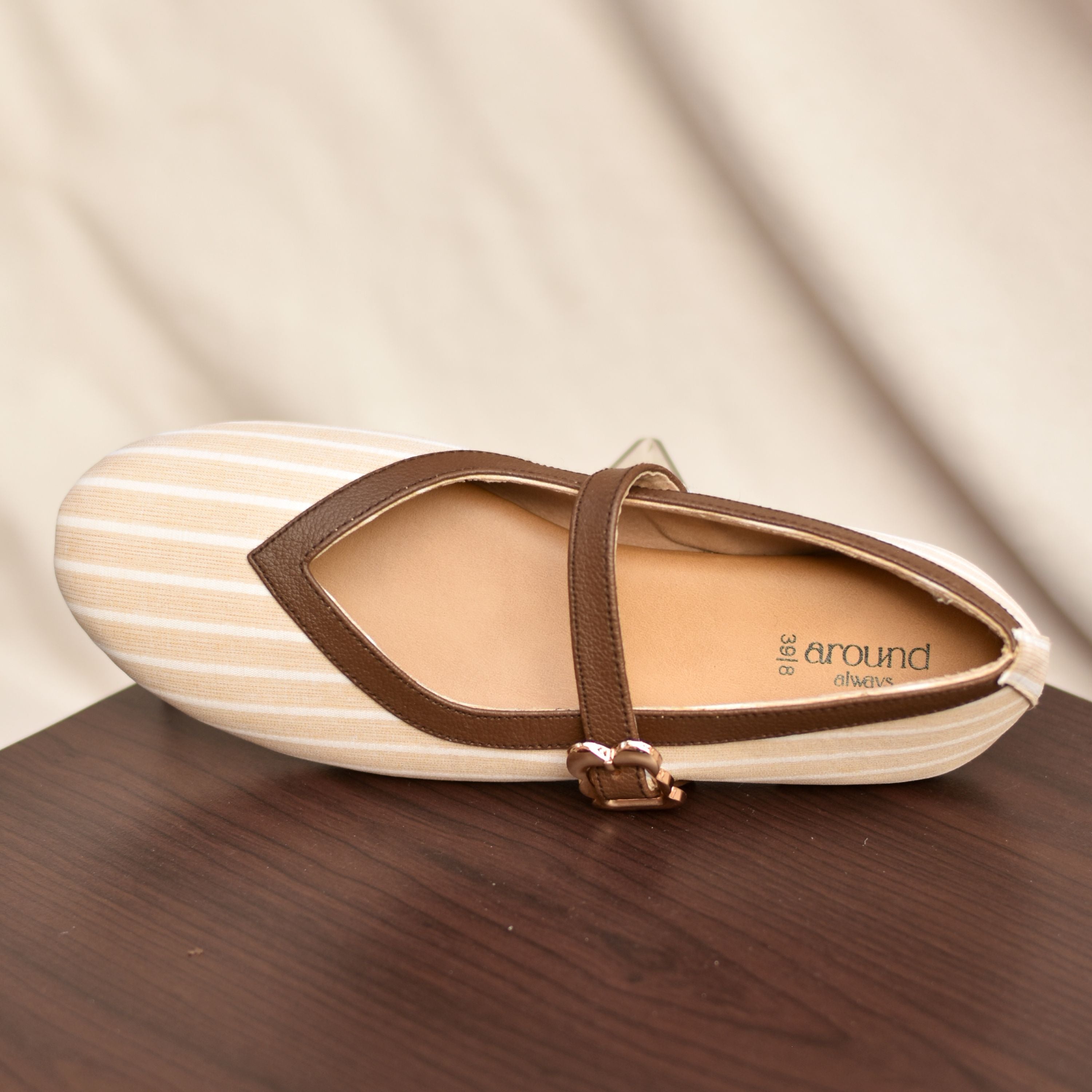 ethnic juttis for women 