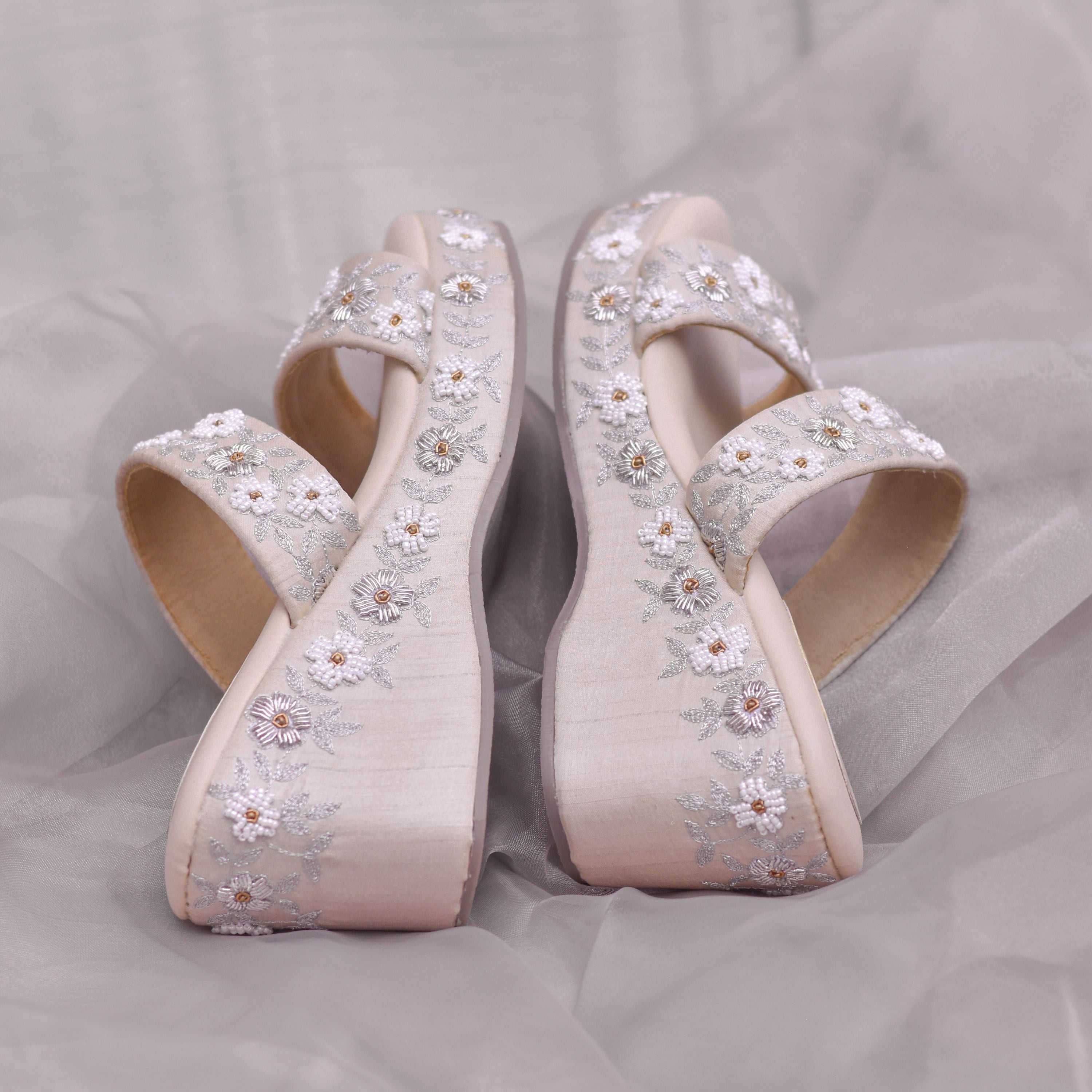 Versatile Wedges in Silver Colour