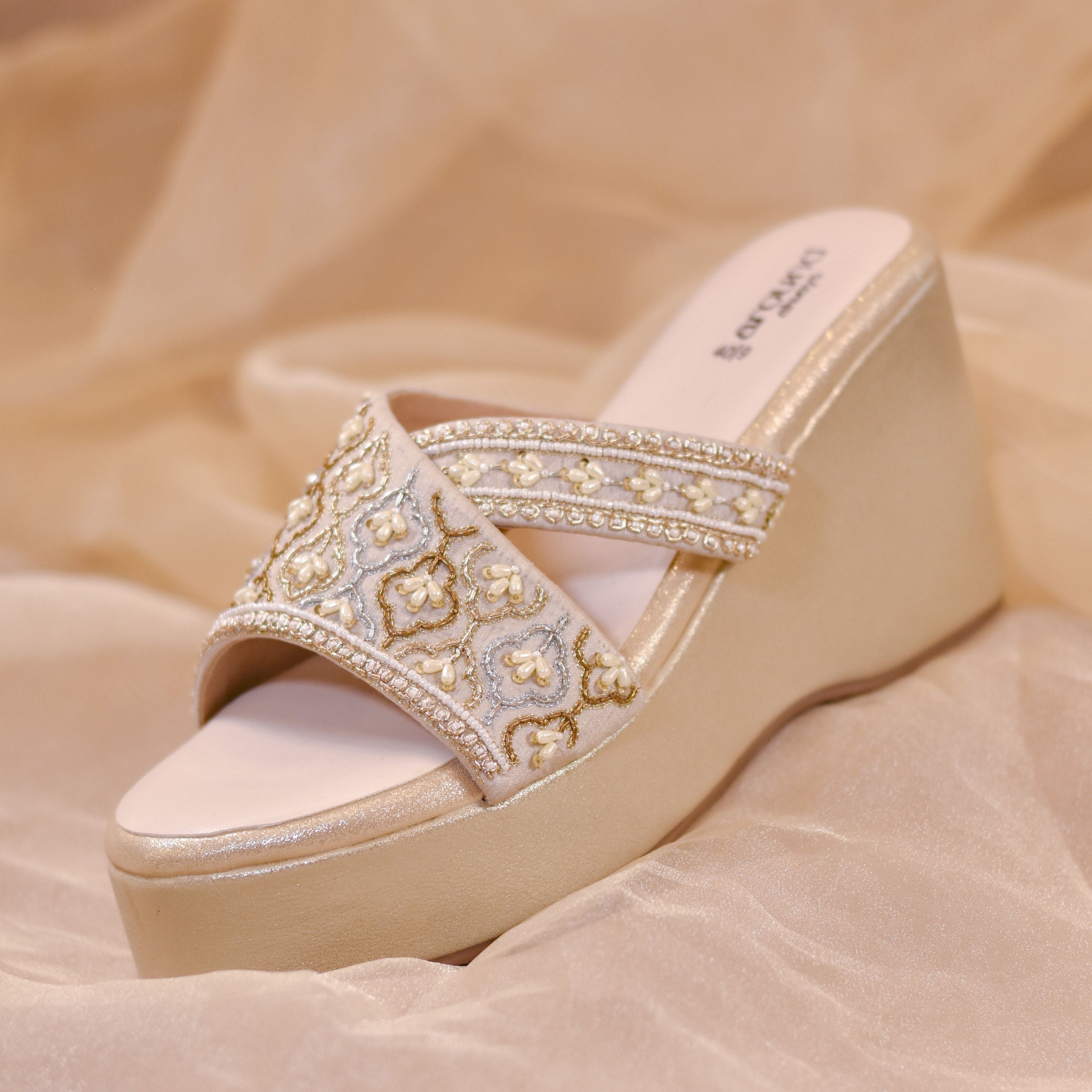 Muted gold jaal pattern with antiskid sole