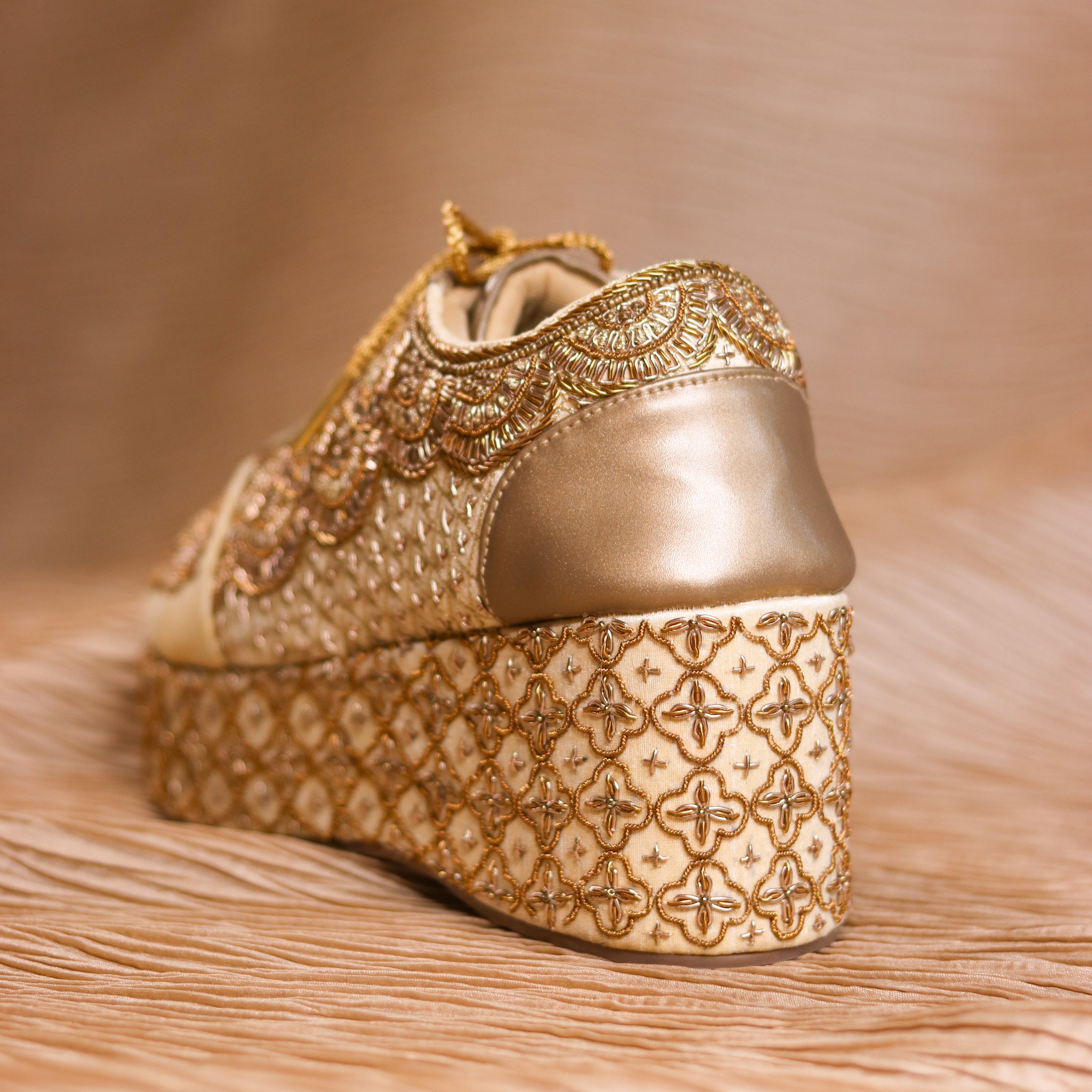 Statement wedding sneakers with elephant motif and padded footbed