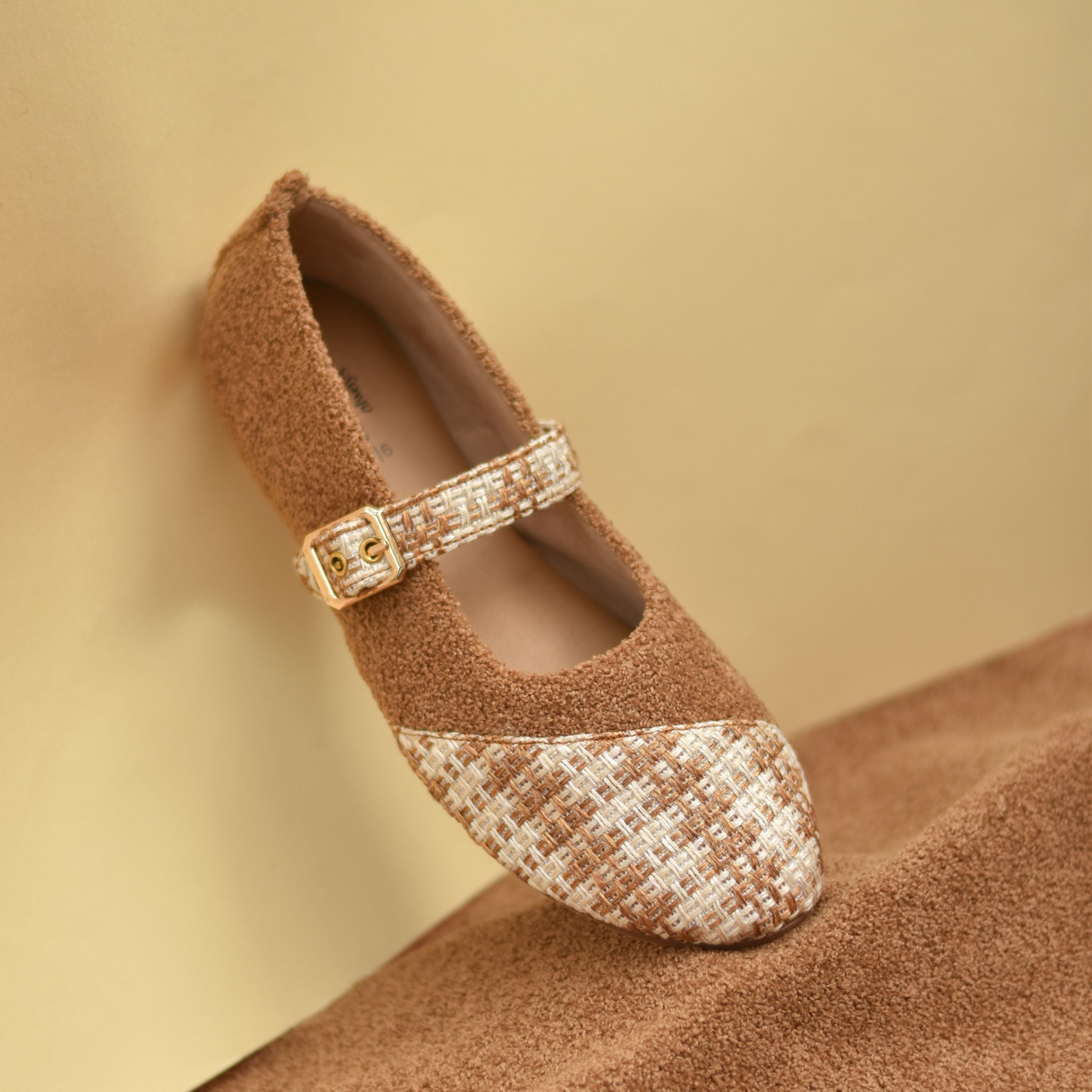 Textured checkered Mary Jane shoes with gold buckle strap