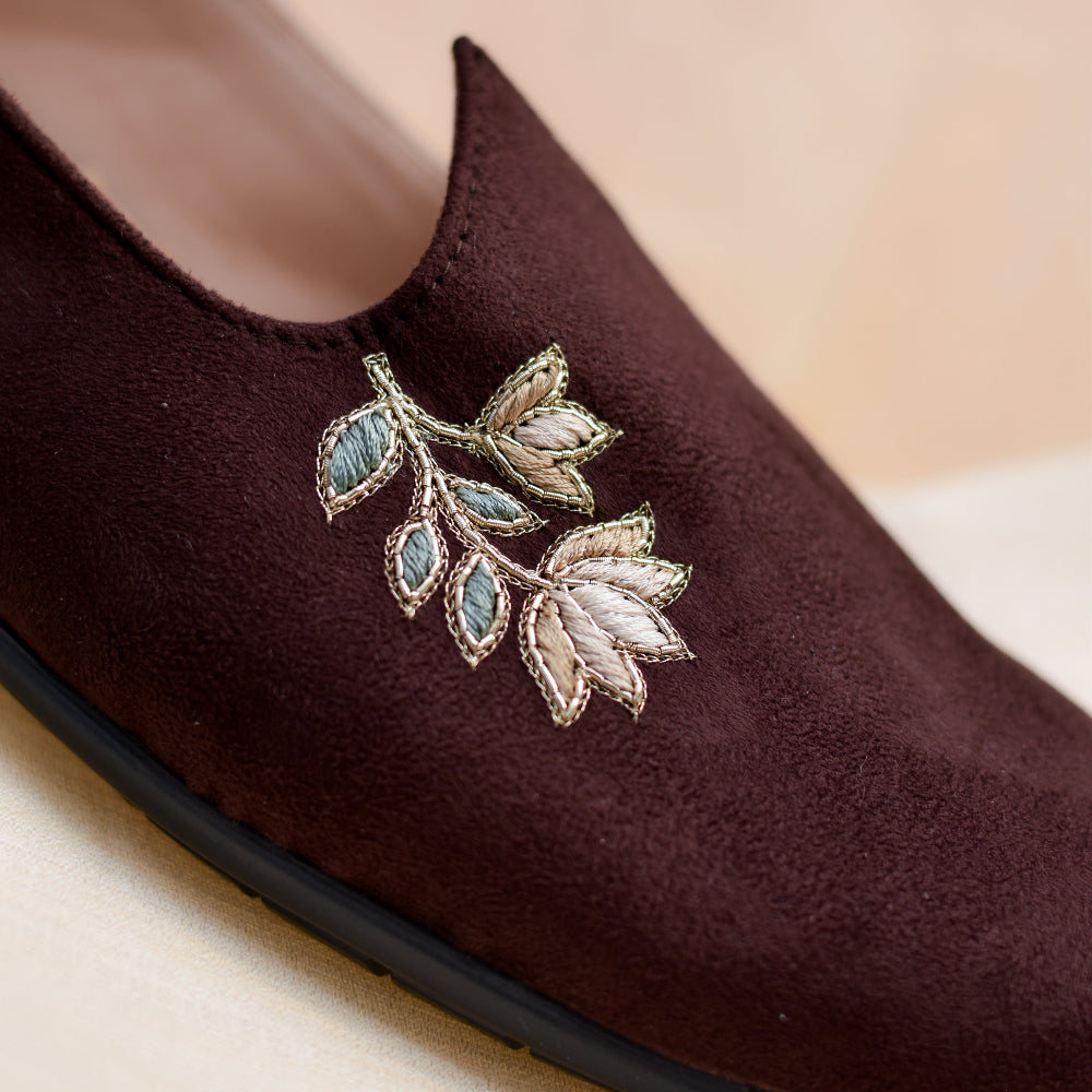 Handcrafted brown mojri with elegant resham and zardosi lotus design