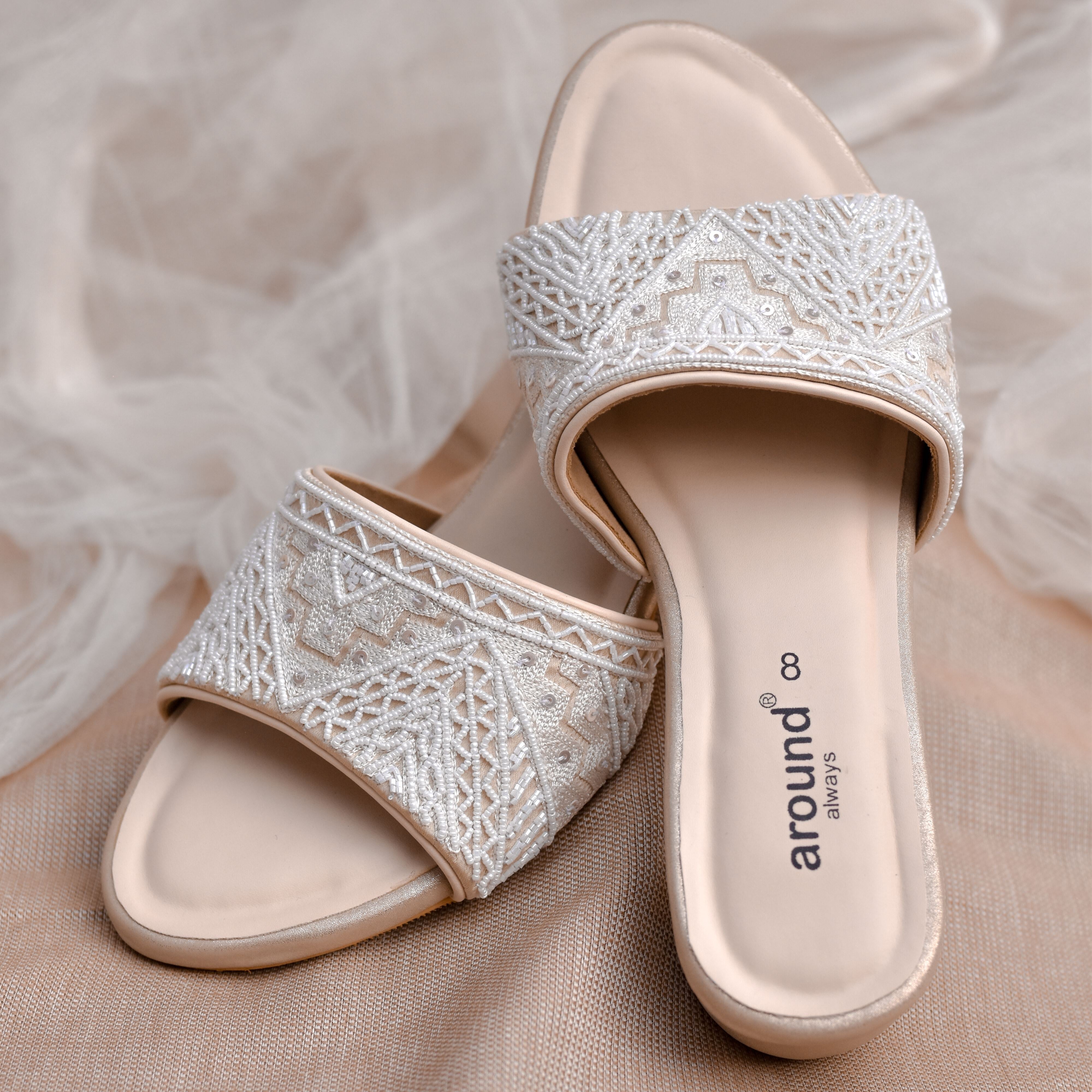 comfortable wedding heels sandals for weddings