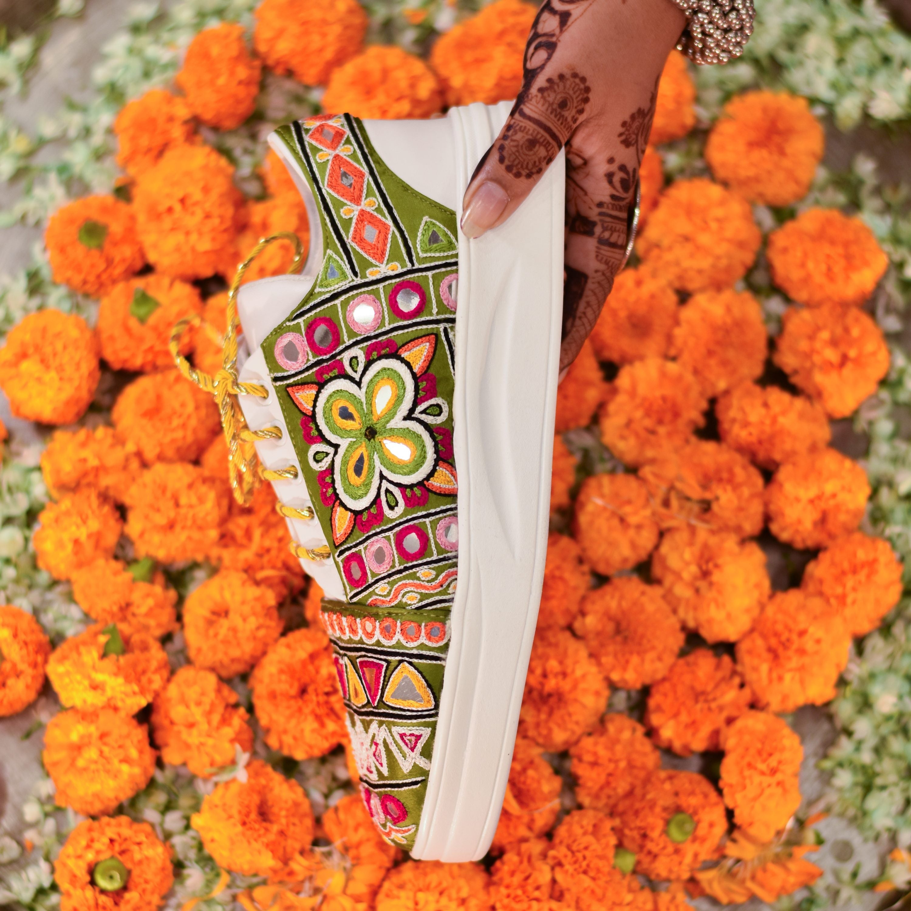 Multicolour garba sneaker shoes