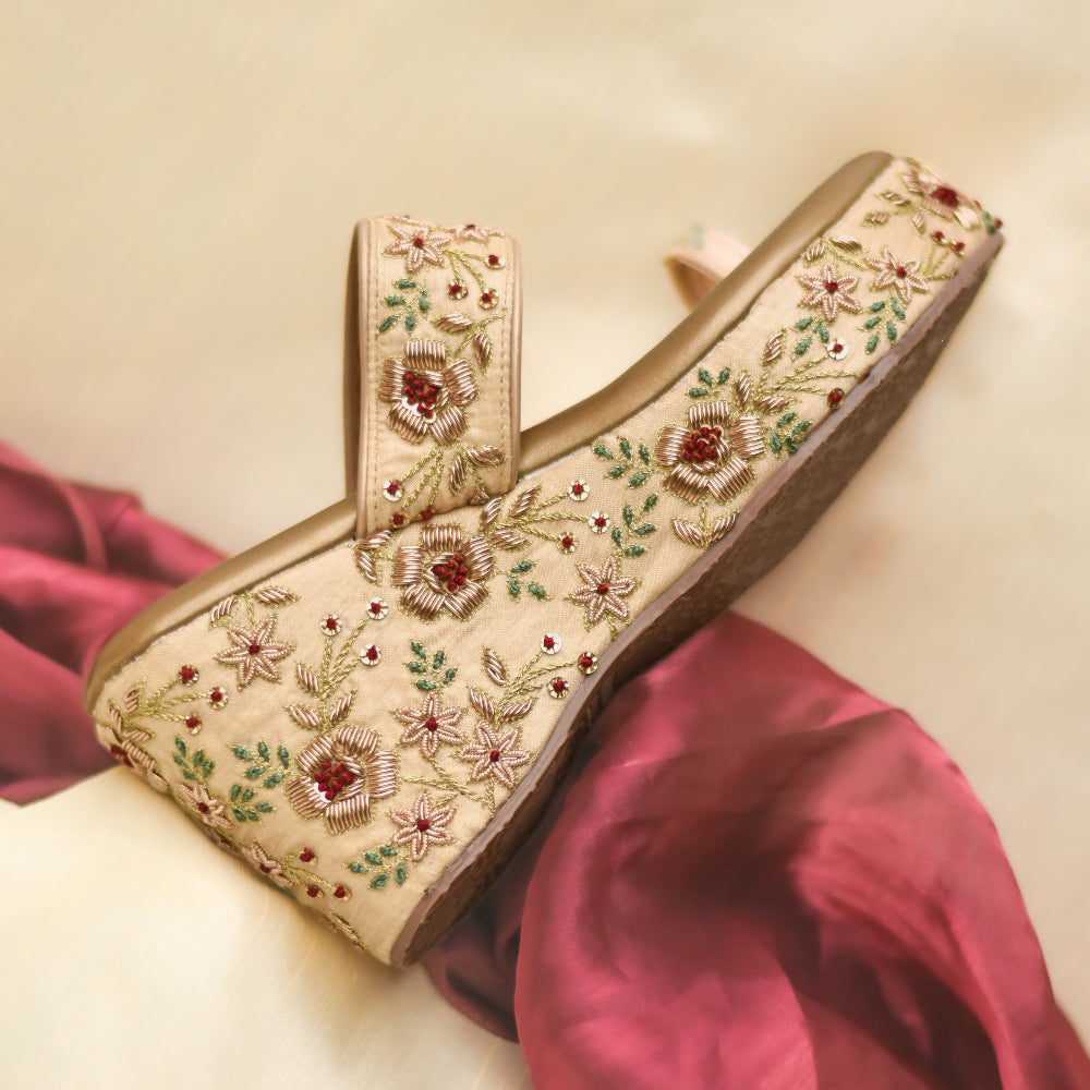Elegant Gold occasion wedges with cushioned comfort.