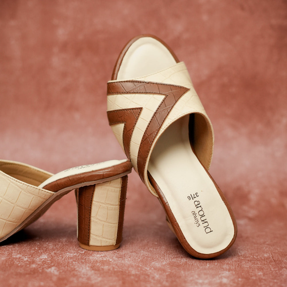 Two-tone block heel mule with textured straps
