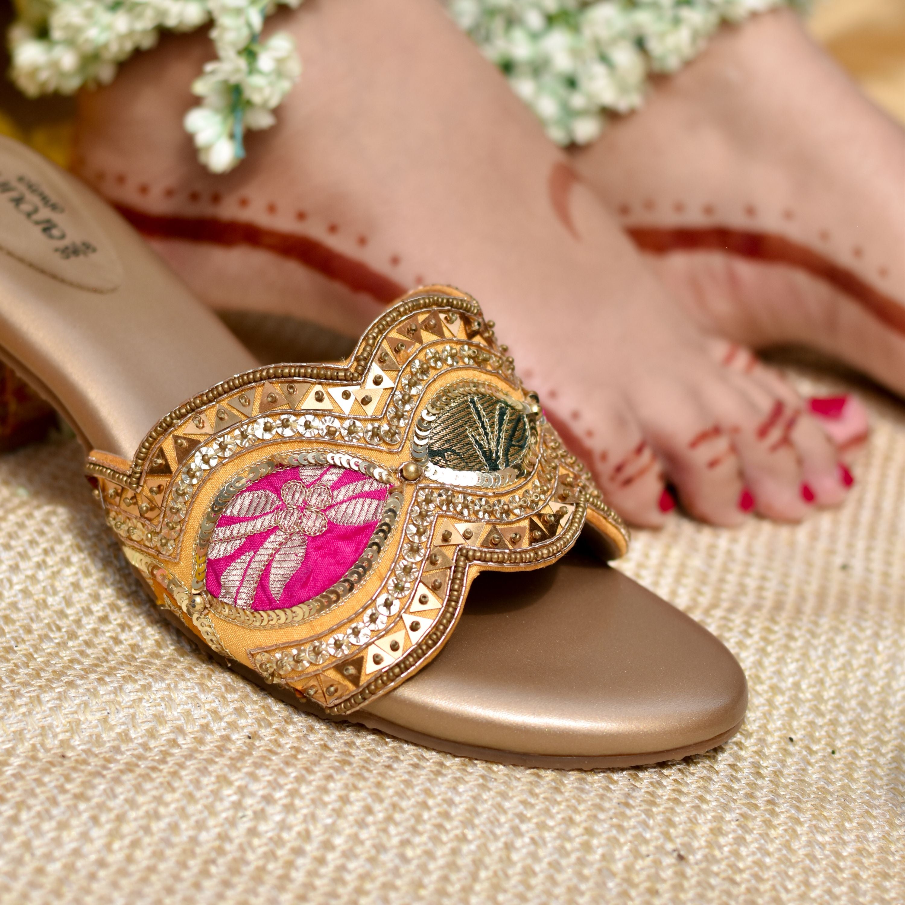 Block heel festive sandals in gold with cushioned base for women