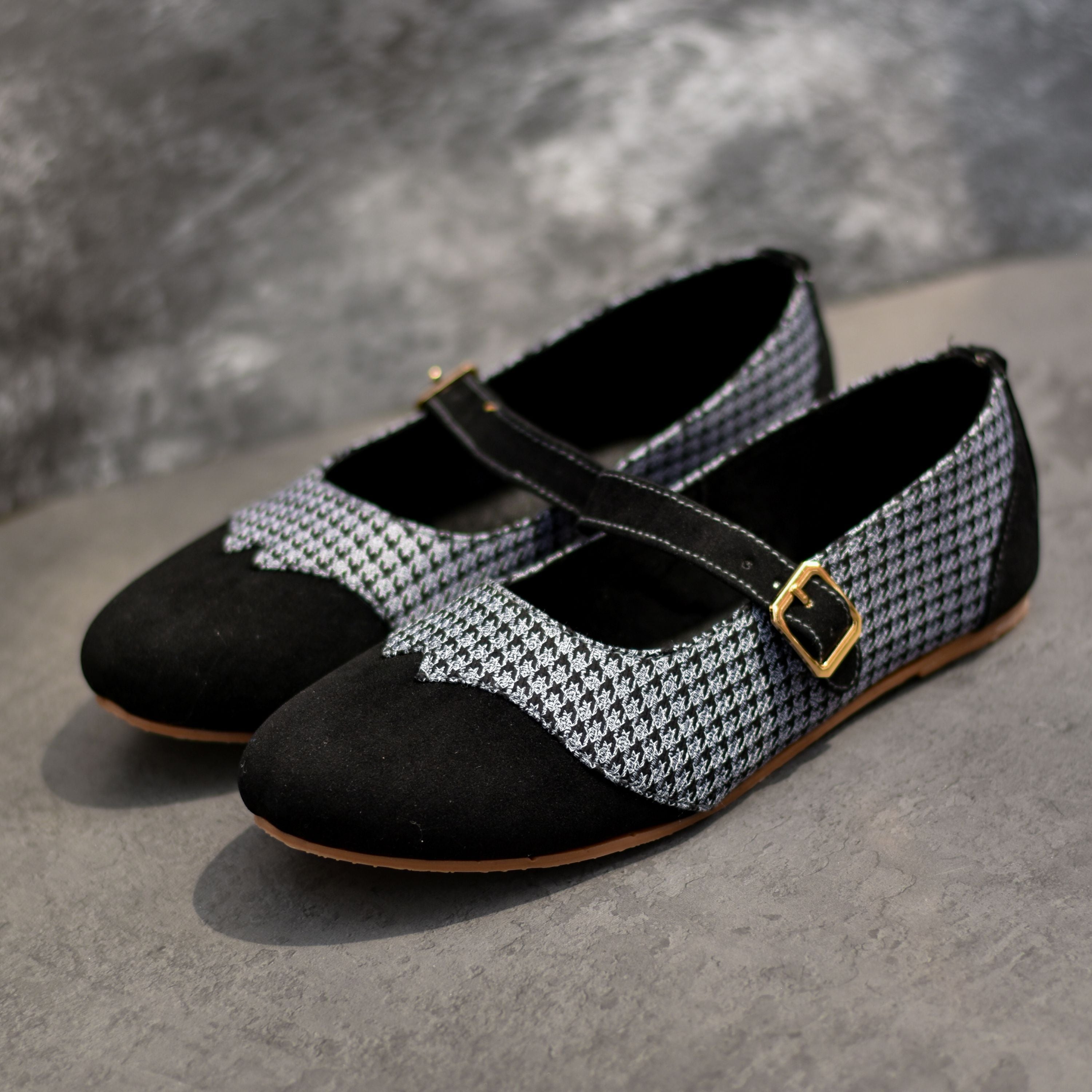 stylish wedding juttis Delhi