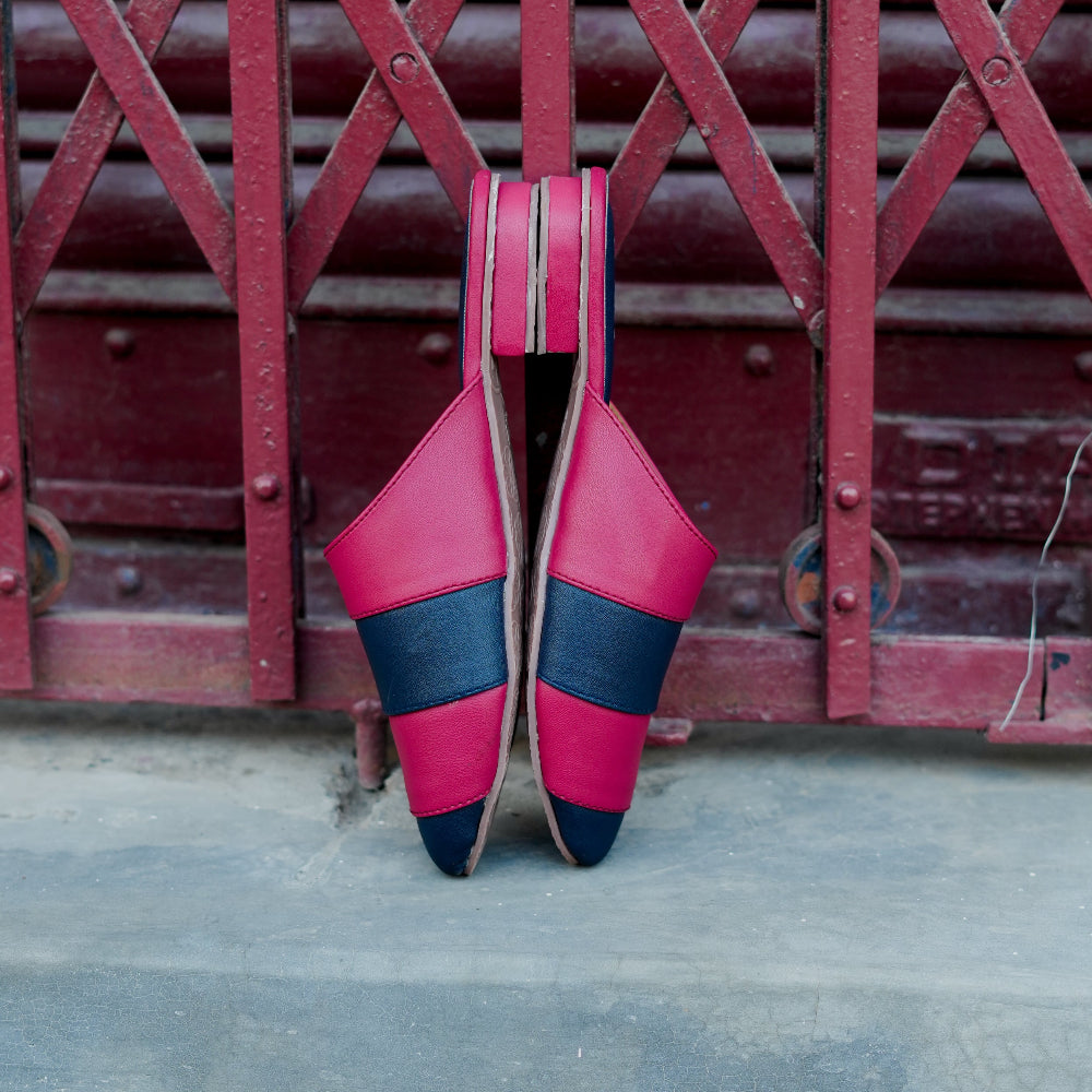 Multicolour flat mule with contrasting bands and easy everyday wear design