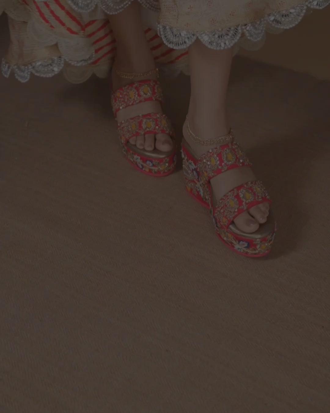 Designer Indian red wedding heels for impressive look   
