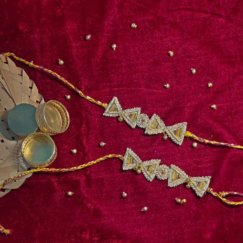 Hand embroidered zardozi jewellery for haldi