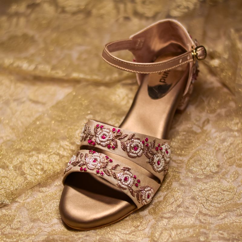 Buy Gold Coin Aurora Embellished Kolhapuri Heels by 5Elements Online at Aza  Fashions.