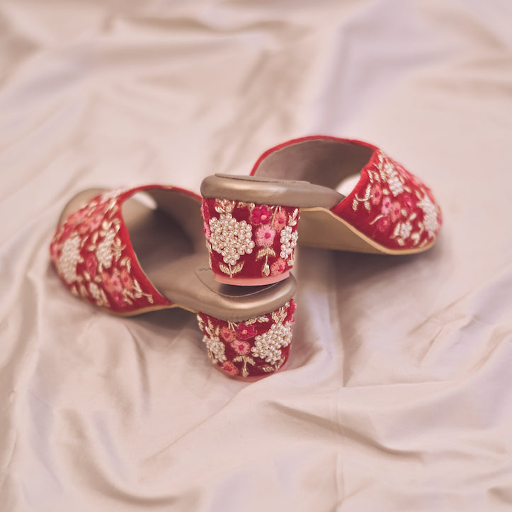 Summer Fashionable And Stylish Bridal Slippers For Ladies In Attractive  Designs And Colors at Best Price in Agra | Pawan Collection
